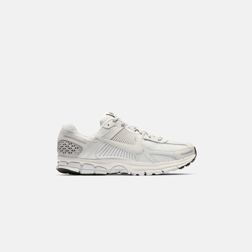 Nike Zoom Vomero 5 SP - Vast Grey / Black / Sail | Kith Vast Grey / Black / Sail