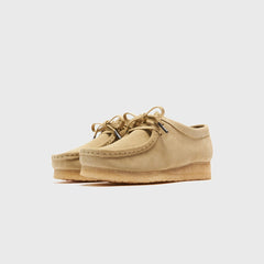 Clarks WMNS Wallabee Low - Maple | Kith Maple