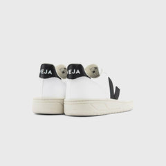 Veja WMNS V-10 Extra White / Black | Kith