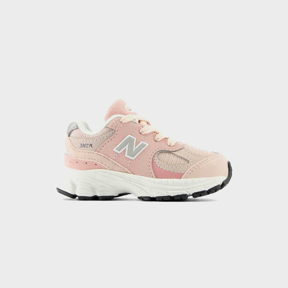 New Balance Infant 2002 - pink sand | Kith pink sand