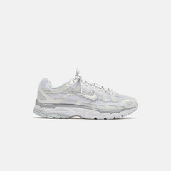 Nike WMNS P-6000 - Metallic Summit White / White / Pure Platin | Kith Metallic Summit White / White / Pure Platin