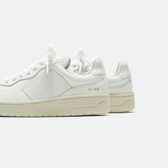 Veja WMNS V-90 - Extra White | Kith Extra White