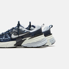 Nike V2K Run - Obsidian / Obsidian / Thunder Blue / Wolf | Kith Obsidian / Obsidian / Thunder Blue / Wolf