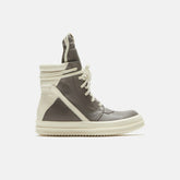 Rick Owens Kids Geobasket - Dust / Milk / Milk Scarpe in Pelle | Kith Dust / Milk / Milk Scarpe in Pelle