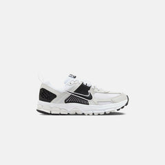 Nike GS Zoom Vomero 5 - White / Black / Platinum Tint / Metallic Plati | Kith White / Black / Platinum Tint / Metallic Platinum