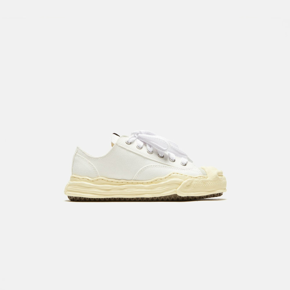 Mihara Yasuhiro Hank Low OG Sole - White | Kith White