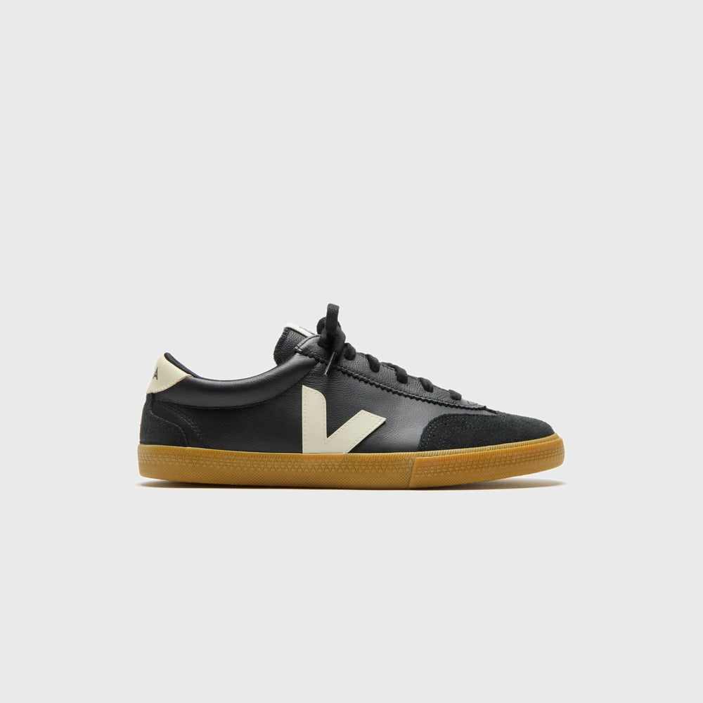 Veja WMNS Volley - Black Pierre | Kith Black Pierre