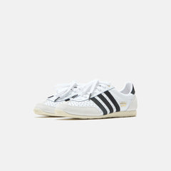 adidas WMNS Japan - Cloud White / Core Black / Gold Metallic | Kith Cloud White / Core Black / Gold Metallic