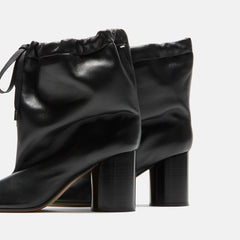 Maison Margiela WMNS Drawstring Tabi Ankle Boot - Black | Kith Black