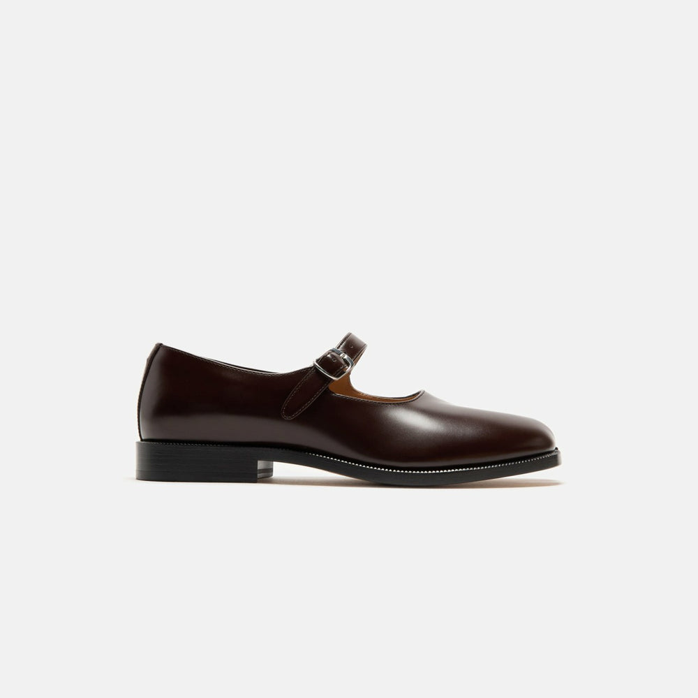 Maison Margiela Tabi Mary Jane - Chic Brown | Kith Chic Brown