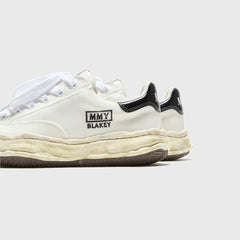 Mihara Yasuhiro Blakey Low Original Sole - White | Kith White