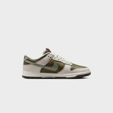 Nike Dunk Low - Medium Olive / Jade Horizon / Sail / Ironstone | Kith Medium Olive / Jade Horizon / Sail / Ironstone