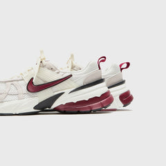 Nike WMNS V2K Run SE - White / Team Red / Black | Kith White / Team Red / Black