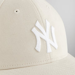Kith & New Era for the New York Yankees Microsuede 59FIFTY Low Profile | Kith Sandrift