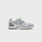 Saucony Progrid Triumph 4 - Light Grey | Kith Light Grey