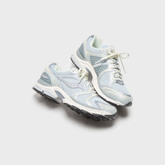 Saucony Progrid Triumph 4 - Light Grey | Kith Light Grey