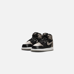 Jordan TD Air Jordan 1 Retro High OG - Black / Medium Grey / White | Kith Black / Medium Grey / White