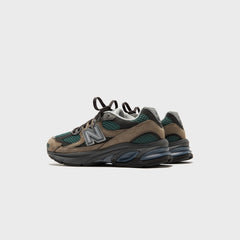 New Balance 2010 - Dockside / Indigo | Kith Dockside / Indigo