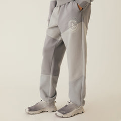 Kith Women Chelsea III Patchwork Sweatpant - Statue | Kith Statue