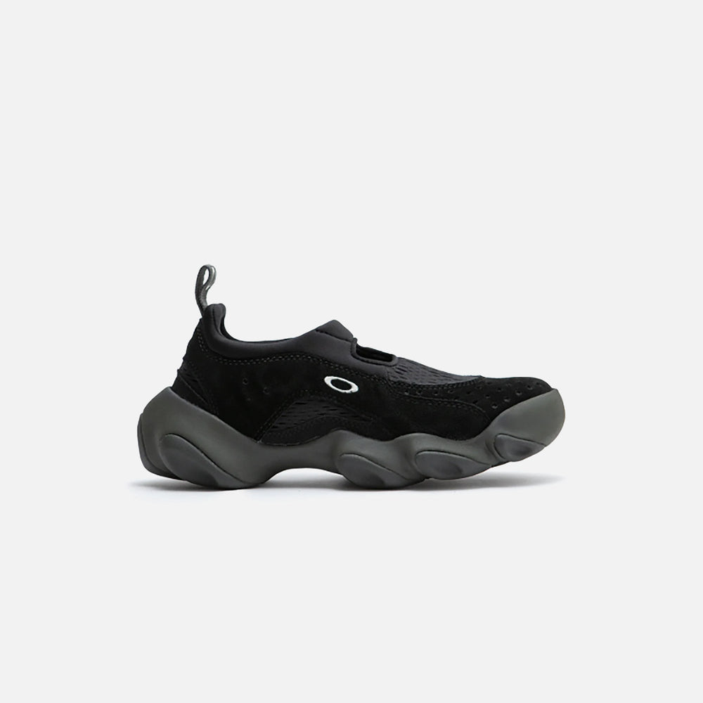 Oakley Suede Flesh Sandal - Black | Kith Black