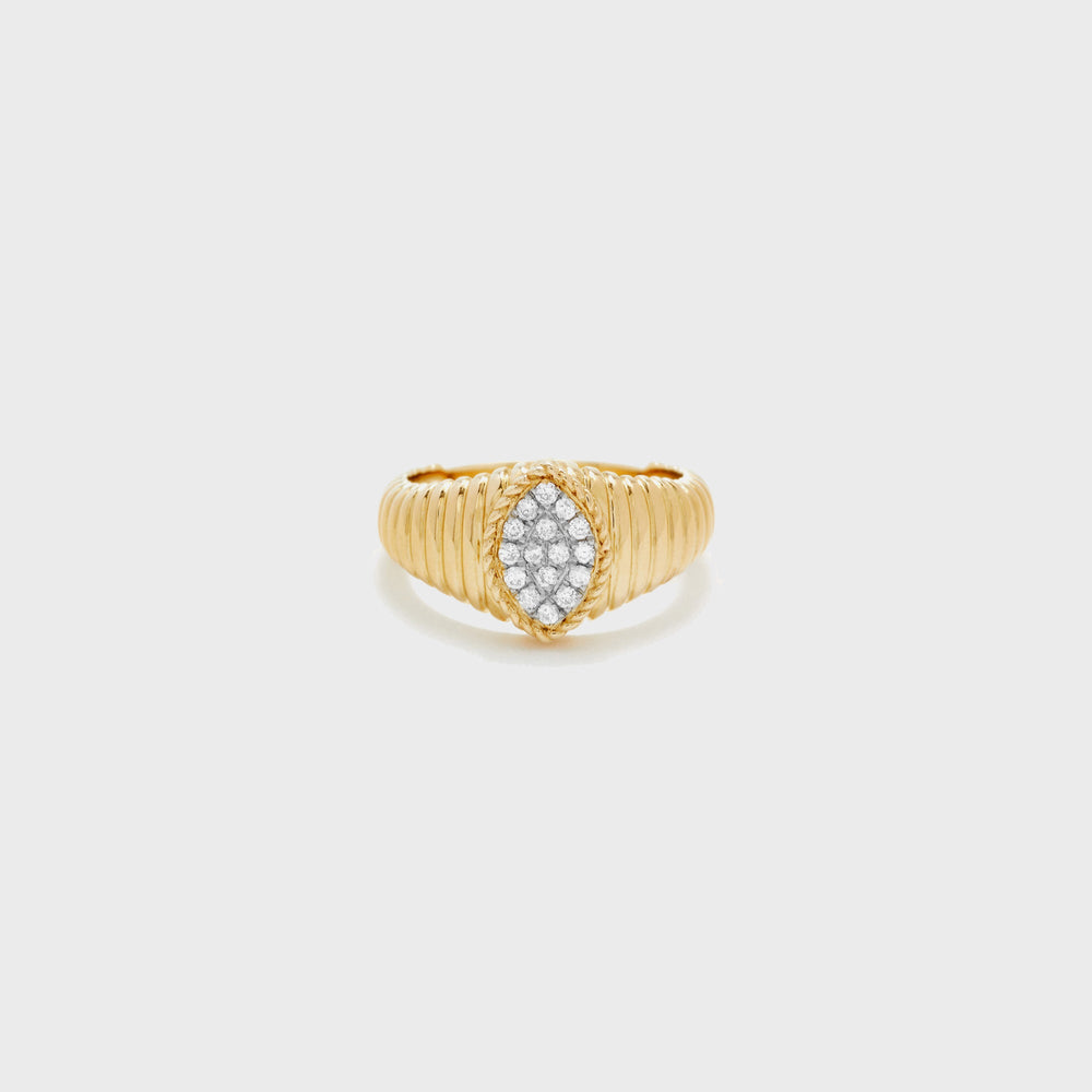 Yvonne Leon Baby Chevaliere Marquise Berlingot Diamants - Gold | Kith Gold