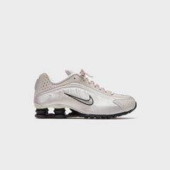 Nike Shox R4 - College Grey / University Red / Metallic Silver / Black | Kith College Grey / University Red / Metallic Silver / Black