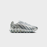 Nike WMNS Air Max Dn8 - Wolf Grey / Off-White / Metallic Silver | Kith Wolf Grey / Off-White / Metallic Silver