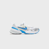 Nike WMNS V2K Run - White / Pure Platinum / Summit White / Light Photo | Kith White / Pure Platinum / Summit White / Light Photo Blue