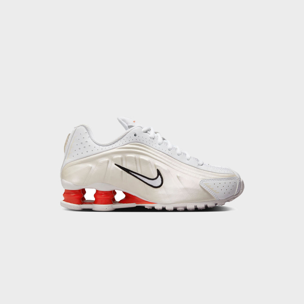Nike Shox R4 - White / Phantom / Picante Red | Kith White / Phantom / Picante Red