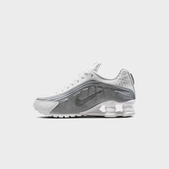 Nike GS Shox R4 - White / Bright Crimson / Metallic Silver | Kith White / Bright Crimson / Metallic Silver