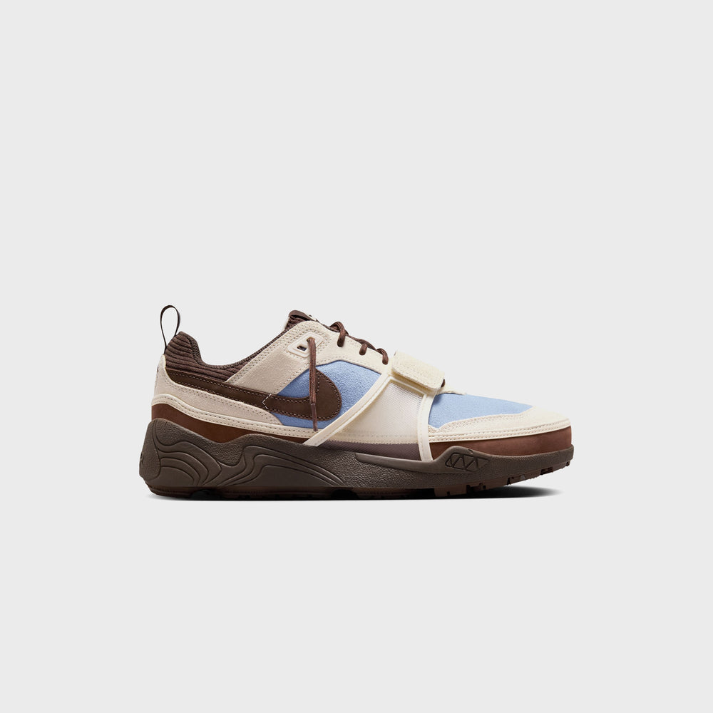 Nike x Travis Scott Nike Zoom Field Jaxx - Leche Blue / Baroque Brown | Kith Leche Blue / Baroque Brown / Pale Ivory / Light Chocolate