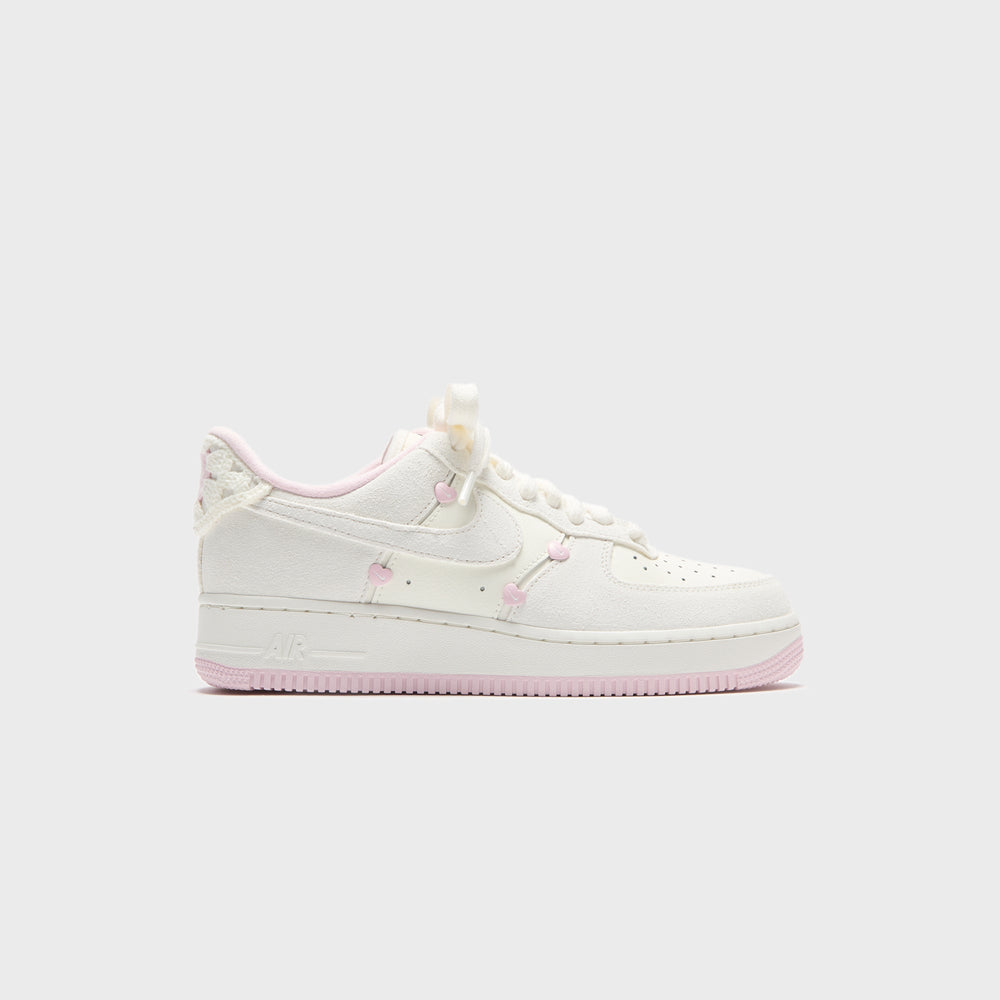 Nike WMNS Air Force 1 '07 LX - Sail / Pink Foam | Kith Sail / Pink Foam