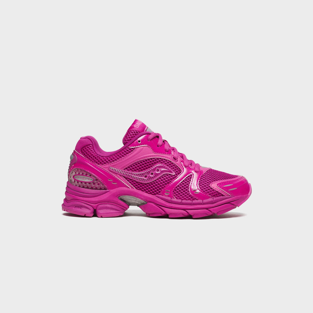 Saucony WMNS Progrid Triumph 4 - Pink | Kith Pink