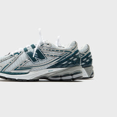 New Balance 1906R - Silver Metallic / Deep Ocean / White | Kith Silver Metallic / Deep Ocean / White