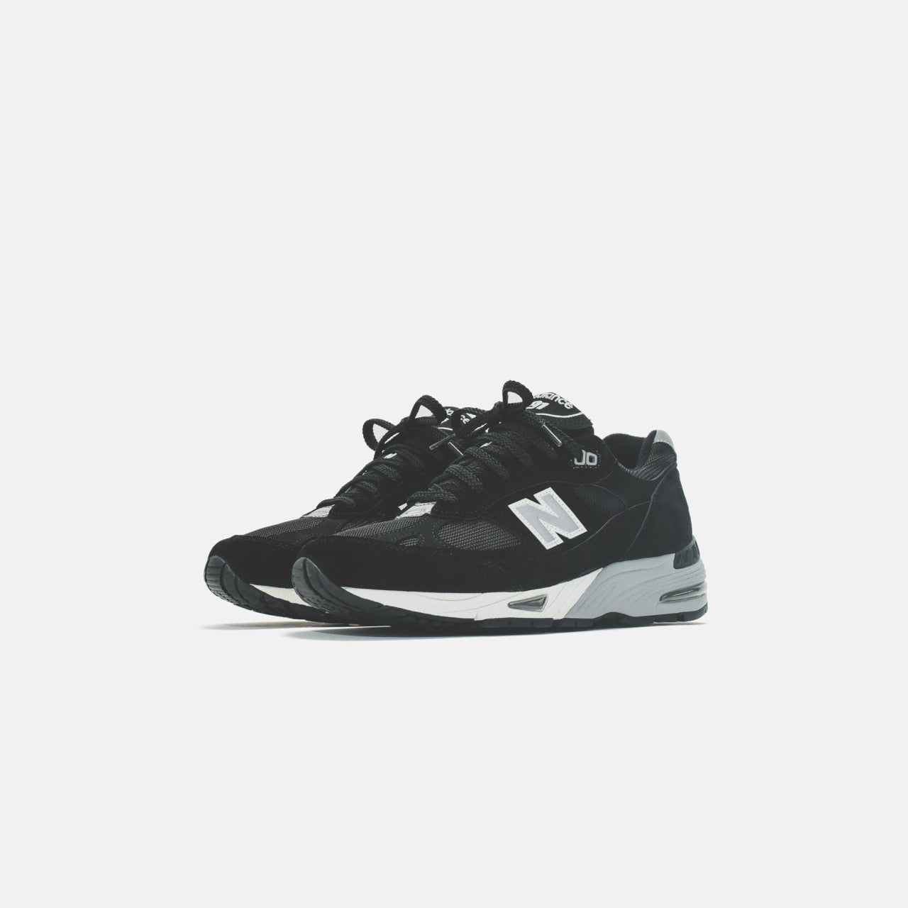 New Balance Made in UK 991 - Black / White | Kith Black / White