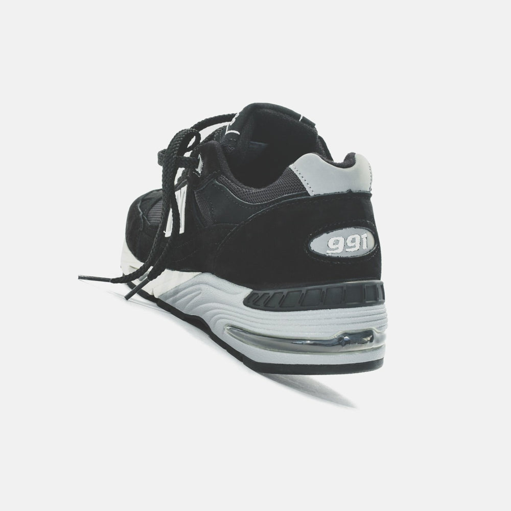 New Balance Made in UK 991 - Black / White | Kith Black / White