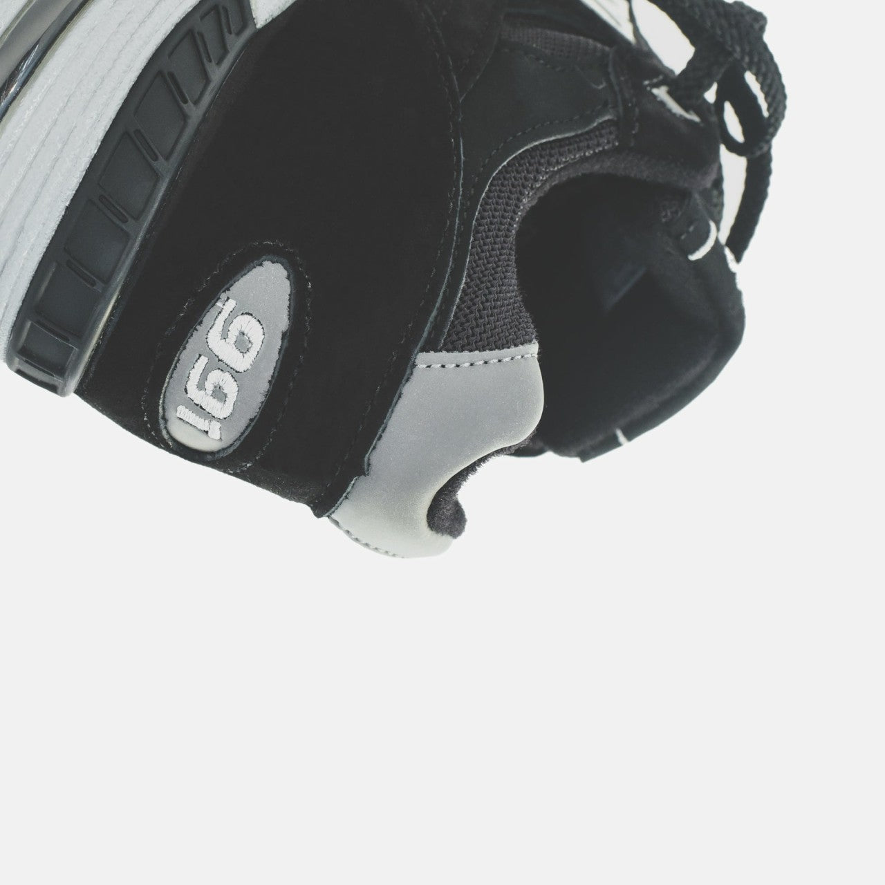 New Balance Made in UK 991 - Black / White | Kith Black / White