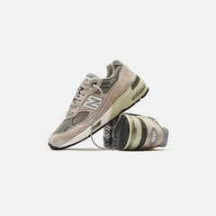 New Balance Made in UK 991 - Grey / White | Kith Grey / White