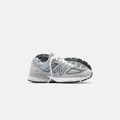 New Balance Made in USA 990v5 - Grey / Castlerock | Kith Grey / Castlerock