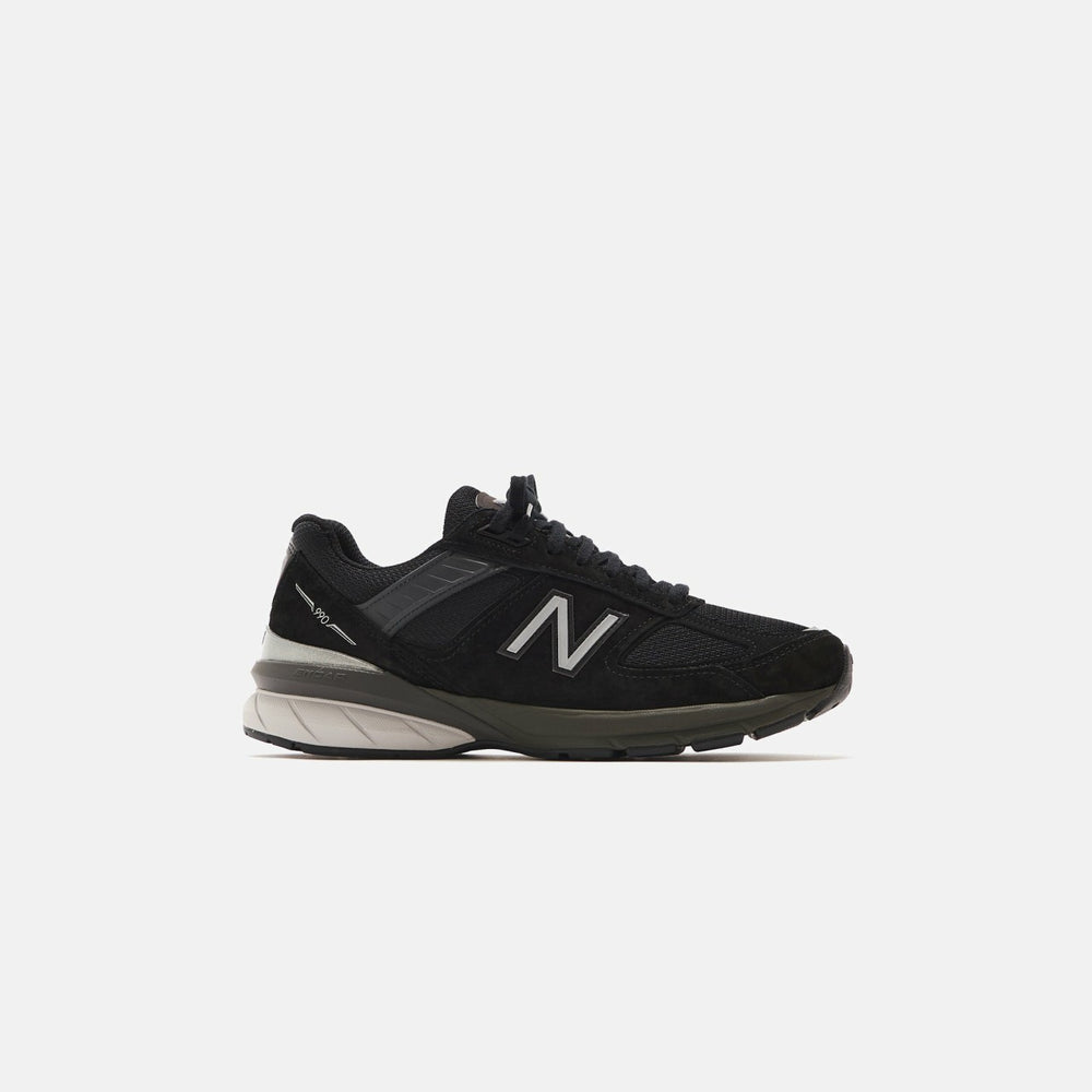 New Balance Made in USA 990v5 - Black / Silver | Kith Black / Silver