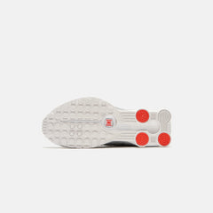 Nike WMNS Shox R4 - White / Metallic Silver / Max Orange / White | Kith White / Metallic Silver / Max Orange / White