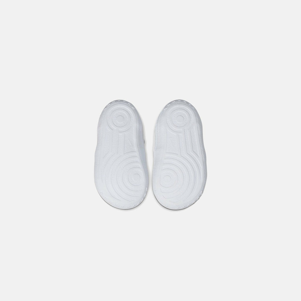 Nike Crib Air Force 1 - White | Kith White