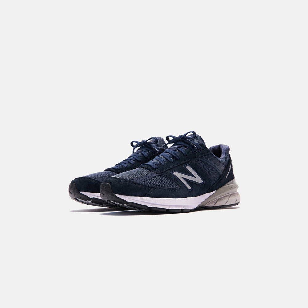 New Balance Made in USA 990 V5 - Navy / Silver | Kith Navy / Silver