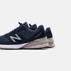 New Balance Made in USA 990 V5 - Navy / Silver | Kith Navy / Silver