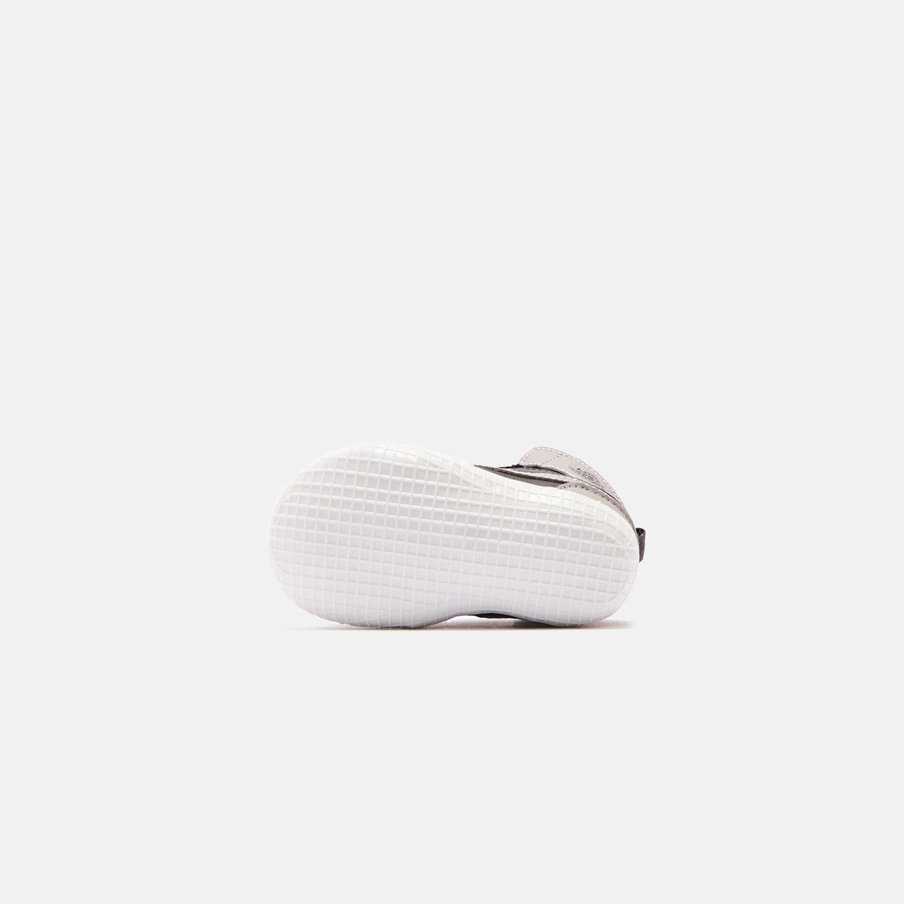 Jordan Crib Air Jordan 1 - Black / Neck Gray / White | Kith Black / Neck Gray / White