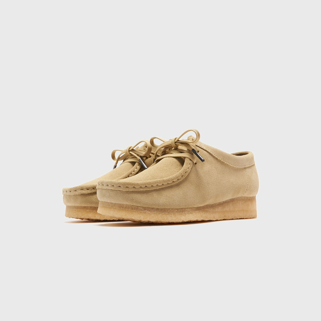 Clarks WMNS Wallabee Low - Maple | Kith Maple