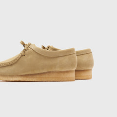Clarks WMNS Wallabee Low - Maple | Kith Maple