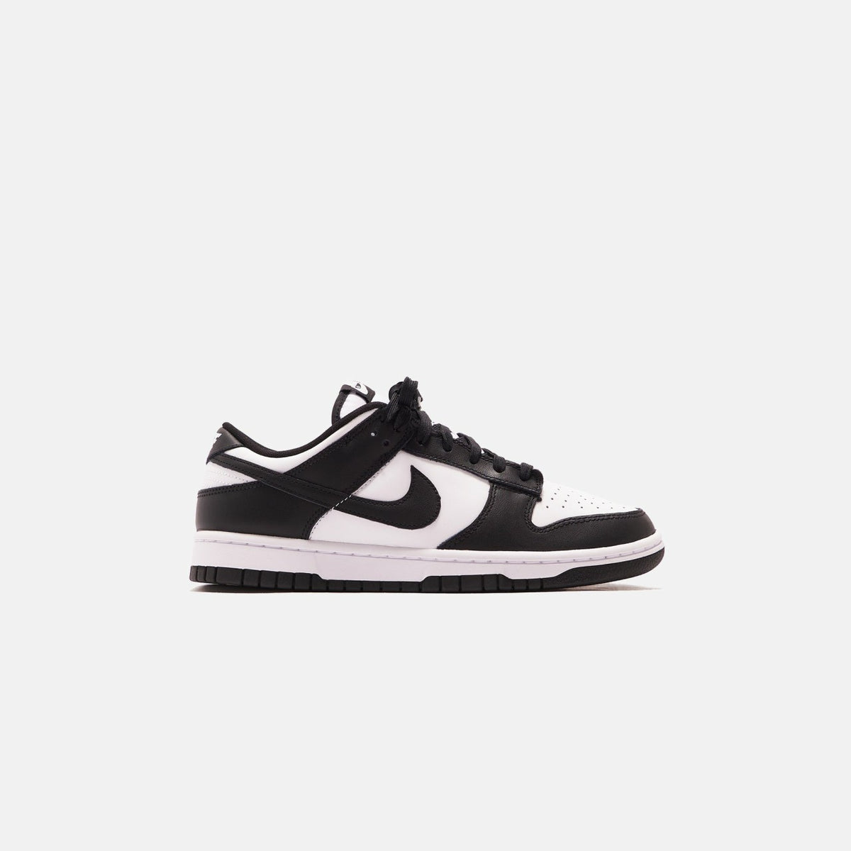 Nike Dunk Low Retro - White / Black | Kith White / Black