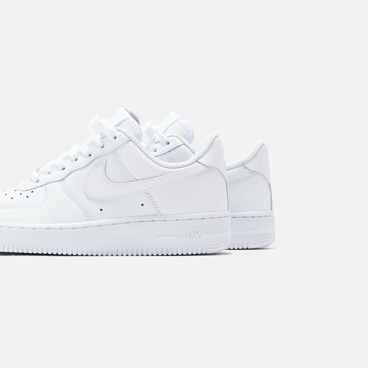Nike WMNS Air Force 1 - White | Kith White