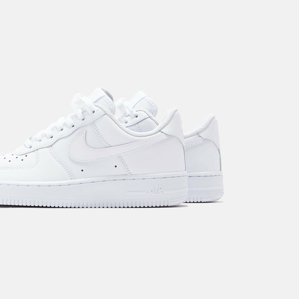 Nike WMNS Air Force 1 - White | Kith White